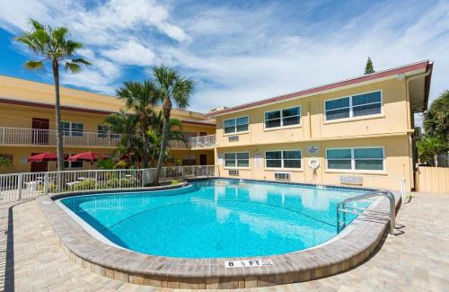 Madeira Beach House | 239 Surf Song Resort
