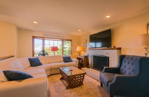 East Sandwich House | 24 Captain Wing Road East Sandwich - - Cape Cod