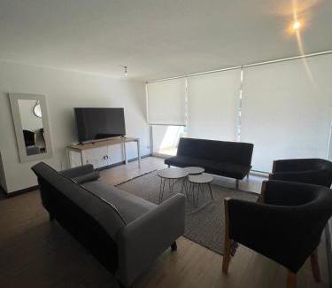Las Condes Apartment | 24,Costado Clínica las Condes,5 Personas