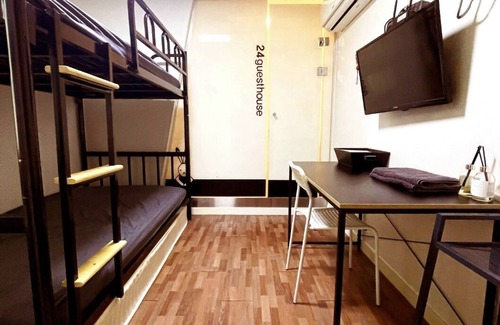 Sinchon-dong House | 24 Guesthouse Sinchon Avenuel