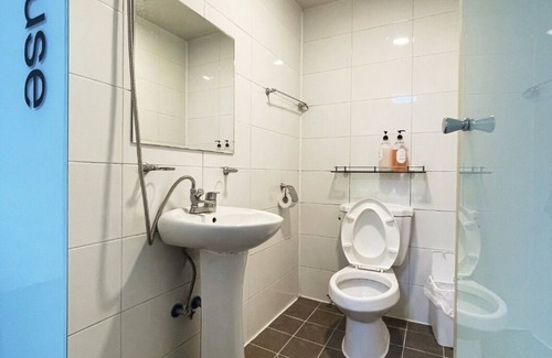 Sinchon-dong House | 24 Guesthouse Sinchon Avenuel