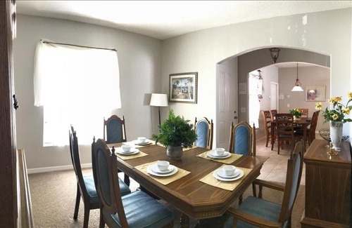 Sunset Ridge House | 24 Knollwood House