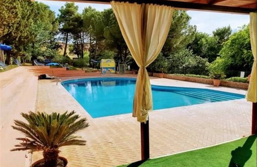 Montopoli in Val d'Arno House | 24 m² Mobile home ∙ 2 bedrooms ∙ 5 guests