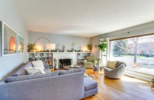 Old Southwest House | 24 Mi to Slopes! Family Reno Home with Outdoor Oasis