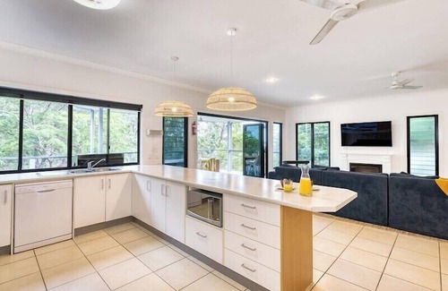 Brisbane Waterfront House | 24 NAUTILUS Moreton island