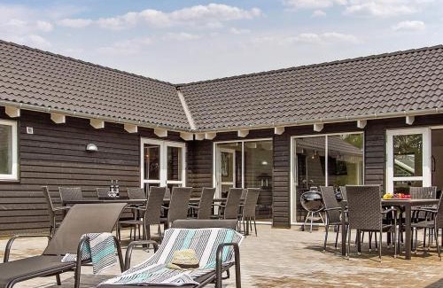 Olpenitz House | 24 person holiday home in Hasselberg