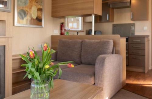 Mullacott Cabin | 24 Woolacombe Heights - 3 Bed - Sleeps 6 - TJS24WH