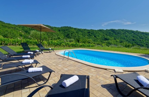Pagubice House | 240 m² House ∙ 5 bedrooms ∙ 10 guests