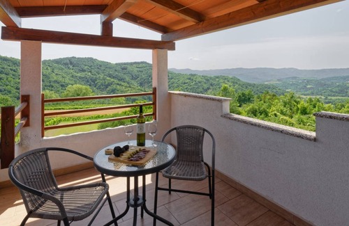 Pagubice House | 240 m² House ∙ 5 bedrooms ∙ 10 guests