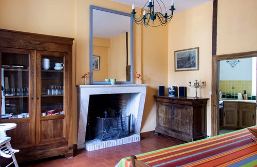 Arthon House | 240 m² House ∙ 5 bedrooms ∙ 11 guests