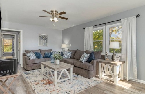 Middletown House | 2407 Oxford State · 2407 Oxford State Road