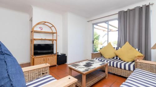 Hermanus House | 241 hermanus beach club
