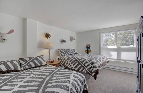 Breckenridge Heights House | 243 m² House ∙ 3 bedrooms ∙ 8 guests
