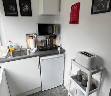Southgate Apartment | 25 Chase Side