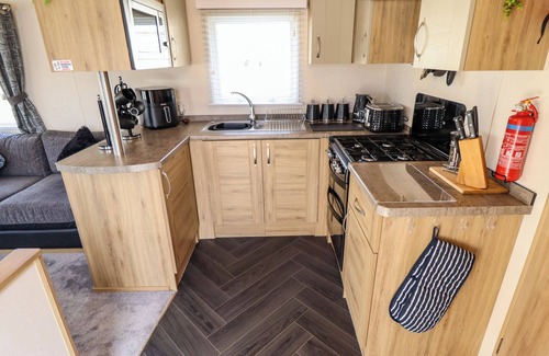 Tattershall Cottage | 25 Kingfisher Court
