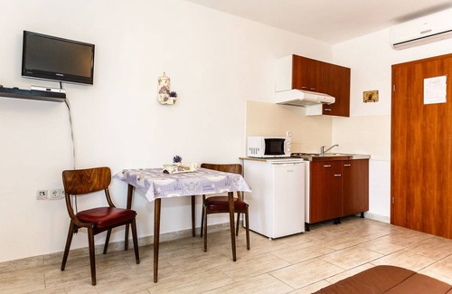 Malinska-Dubasnica Apartment | 25 m² Apartment ∙ 3 guests