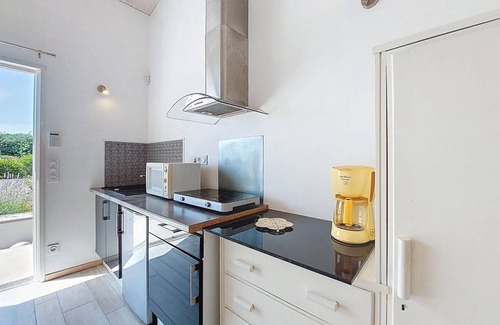 Saint-Palais-sur-Mer House | 25 m² House ∙ 1 bedroom ∙ 3 guests