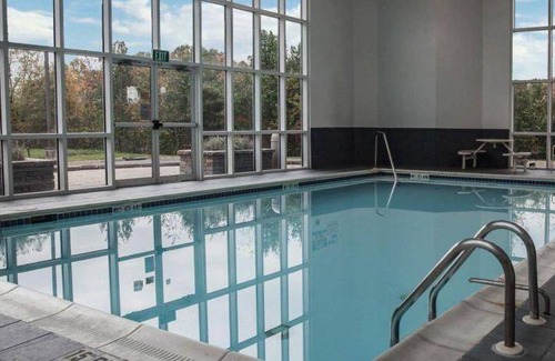 Edgewood Hotel | 25 m² Hotel ∙ 127 guests