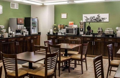 Edgewood Hotel | 25 m² Hotel ∙ 127 guests