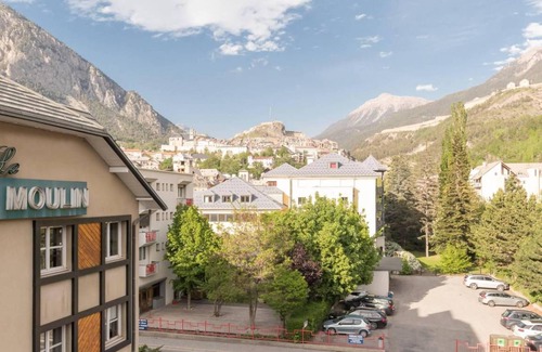 Briancon Apartment | 25 m² Studio flat ∙ 1 bedroom ∙ 3 guests