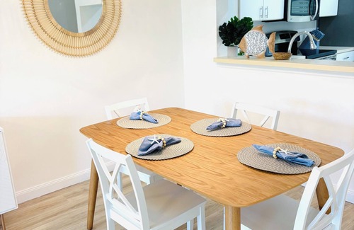 Sabal Harbour House | 25 Min Ana Maria Is. 30 Min Siesta Key Beach l, Heated Pool, Tennis, StylishHome