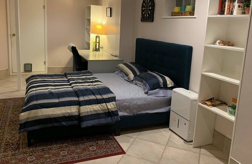 Murray Hill House | 25 min to airport and Manhattan 34th street