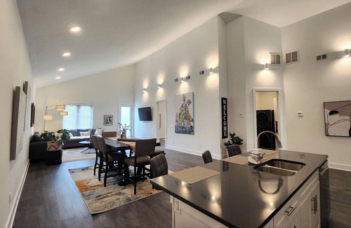 Hendersonville House | 25 Mins Downtown Nashville - New Modern Single Home Near Old Hickory Lake