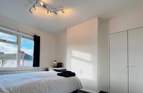 Wyken House | 25%off|Monthly Discount|10Guests