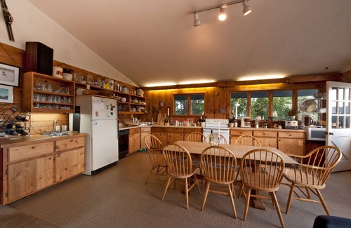 Waitsfield Ski Chalet | 25% off - Mountain Chalet with Great Views of Mad River Valley - Sugarbush