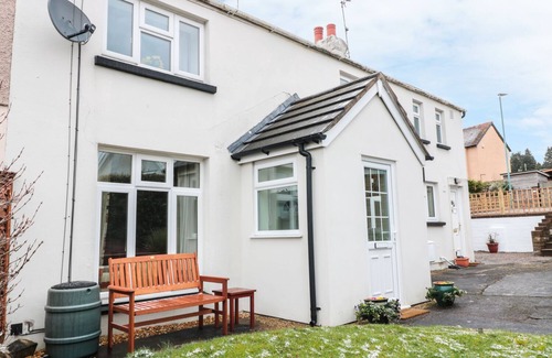 Cinderford Cottage | 25 PARRAGATE ROAD, pet friendly, with open fire in Cinderford