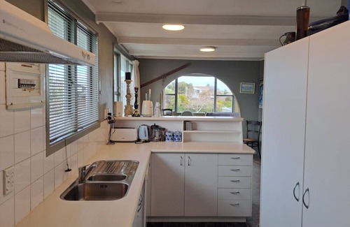 Rainbow Point Apartment | 25 Rainbow Drive, Taupo