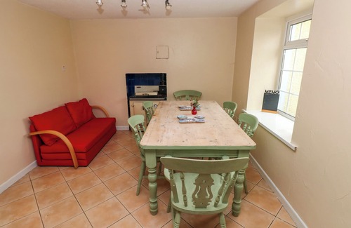 Narberth Cottage | 25 St. James Street