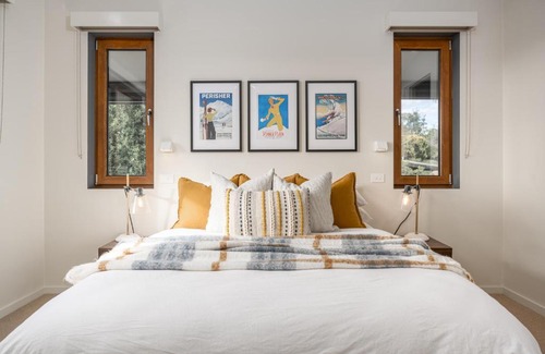 Bright House | 25 Walkers Lane