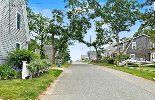 Harwich Port House | 25 Zylpha Road Harwich Port Cape Cod - -Sandpiper Cottage