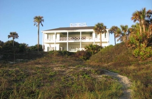 Sawgrass House | 250 Feet Oceanfront Property-Gorgeous Pool and Private Garden!