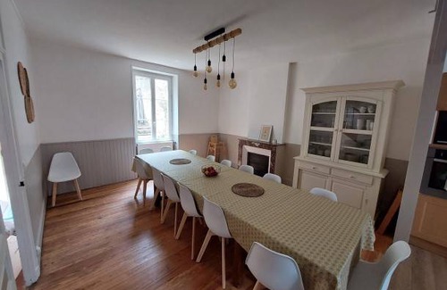 Argenton-sur-Creuse House | 250 m² House ∙ 6 bedrooms ∙ 15 guests