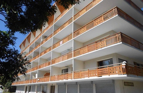Les Deux Alpes Apartment | 250m from ski slopes, 2nd floor, view mountain, balcony, tv, ski locker, 60m², Les 2 Alpes