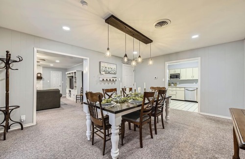 Haltom City House | 25min from Ft. Worth Stock Show & Rodeo, area attractions