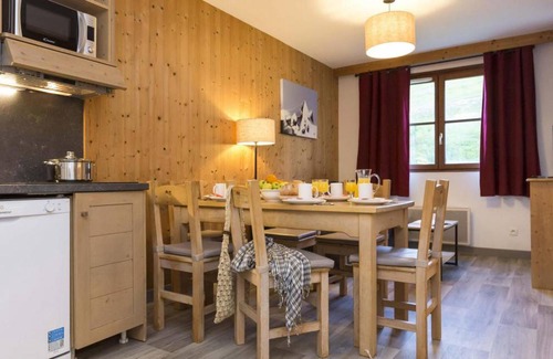 Saint-Sorlin-d'Arves Apartment | 26 m² Apartment ∙ 1 bedroom ∙ 4 guests