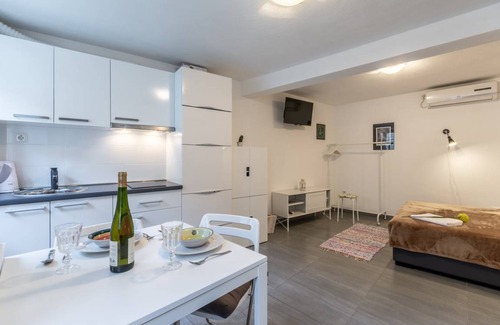 Pucisca Apartment | 26 m² Studio flat ∙ 1 bedroom ∙ 2 guests