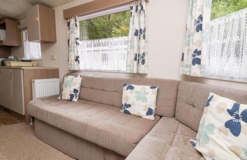 Combe Martin House | 26 Manleigh Park