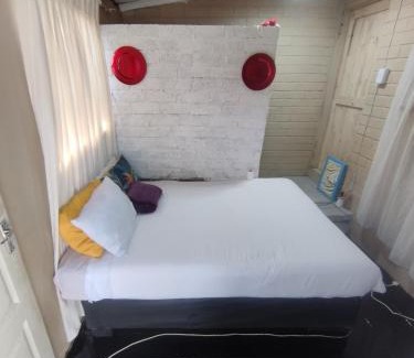 Rustenburg Bed & Breakfast | 26 molen street