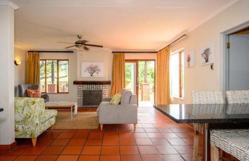 White River Apartment | 26 on Greenway