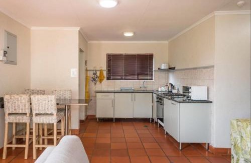 White River Apartment | 26 on Greenway