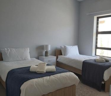 Sandbaai House | 26 Sandy Cove