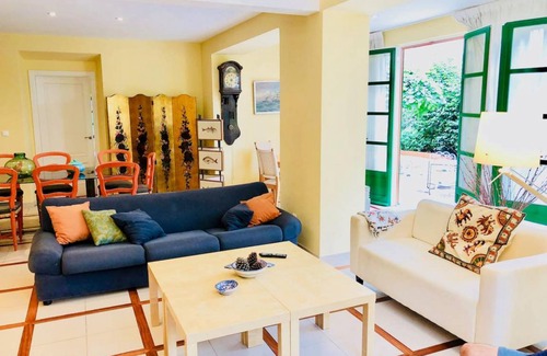 Covas House | 260 m² House ∙ 4 bedrooms ∙ 9 guests