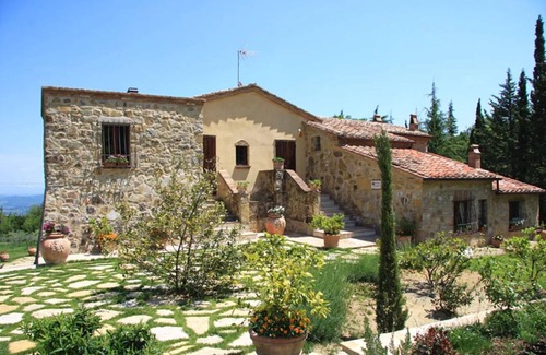 Cetona House | 260 m² House ∙ 5 bedrooms ∙ 10 guests