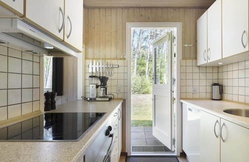 Pedersker House | 2607 Aakirkeby - Aspesgårdsskoven 7