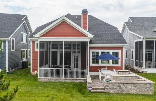 Bayside House | 26211 Crosswinds Landing