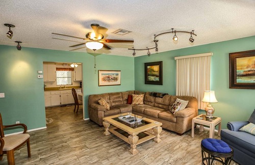 Bonita Springs House | 26421 Hickory Blvd